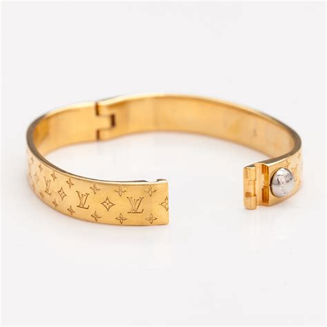 louis vuitton nanogram bracelet.